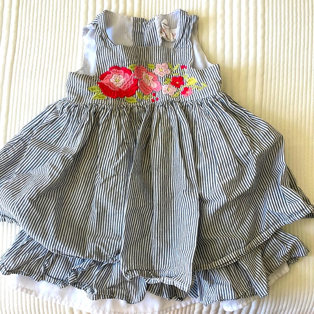 Cute puffy dress